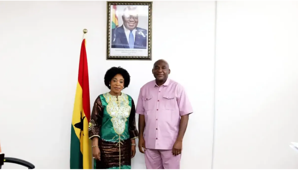 Foreign Affairs Minister congratulates IoD-Gh President for chairing ACGN